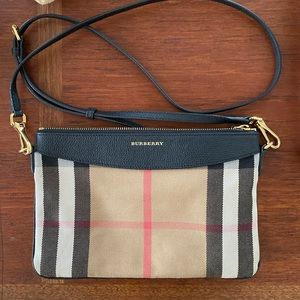 Burberry cross body purse